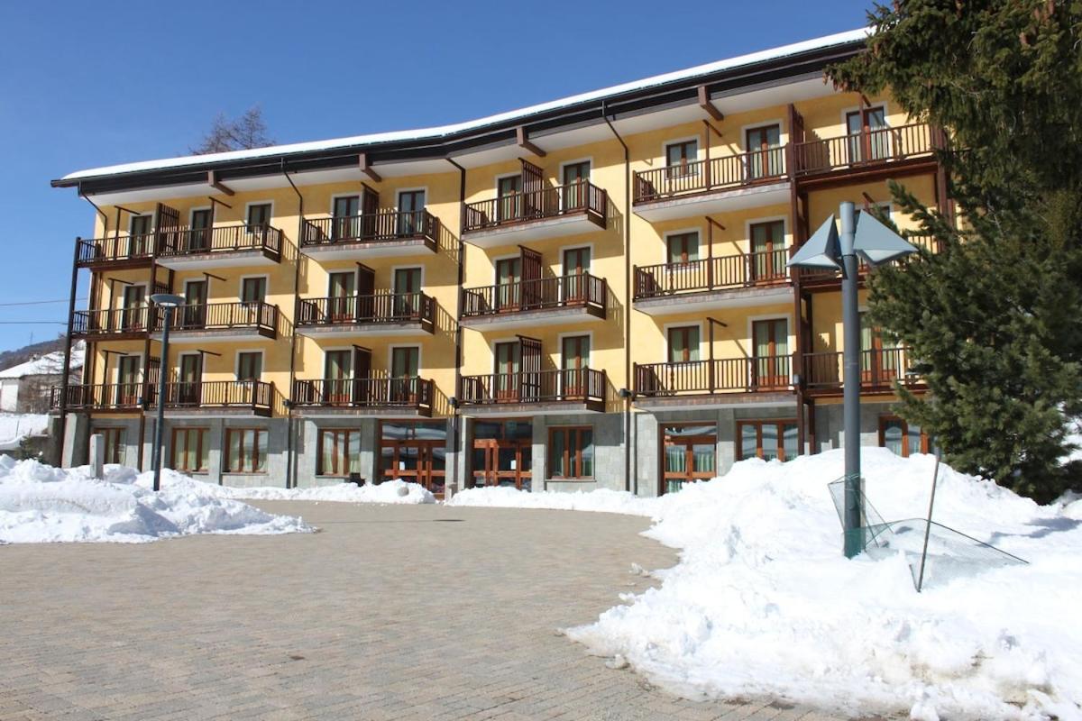 Hotel Casalpina Don Barra Pragelato Exterior foto